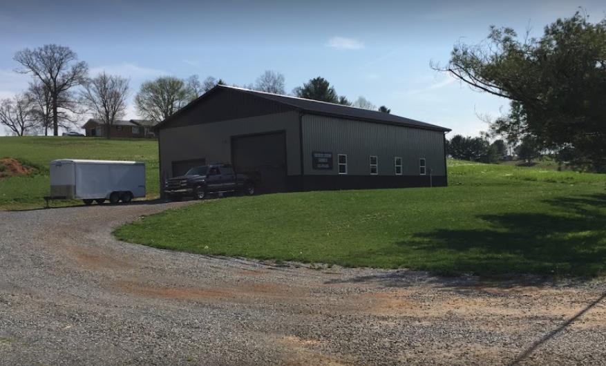 Creative Custom Cabinets and Furniture: Service Image-3