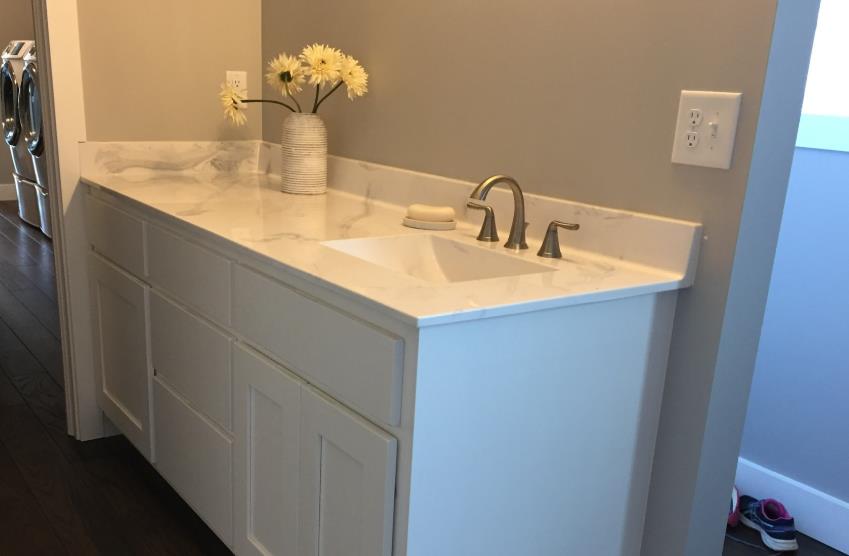 Creative Custom Cabinets and Furniture: Service Image-4 Creative Custom Cabinets and Furniture: Service Image-4