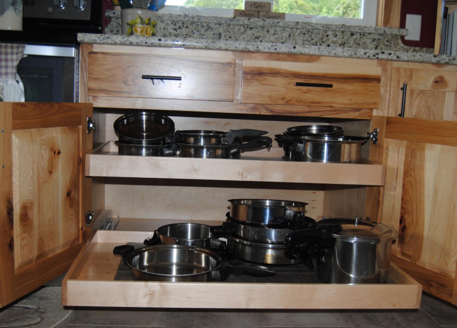 Creative Custom Cabinets and Furniture: Service Image-5 Creative Custom Cabinets and Furniture: Service Image-5